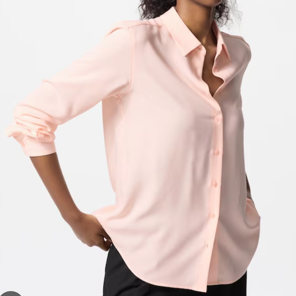 Uniqlo Light Pink Button-Down Shirt long sleeve relaxed fit casual Japan